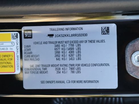 Used 2024 GMC Yukon XL Denali Ultimate AWD/4WD image 39