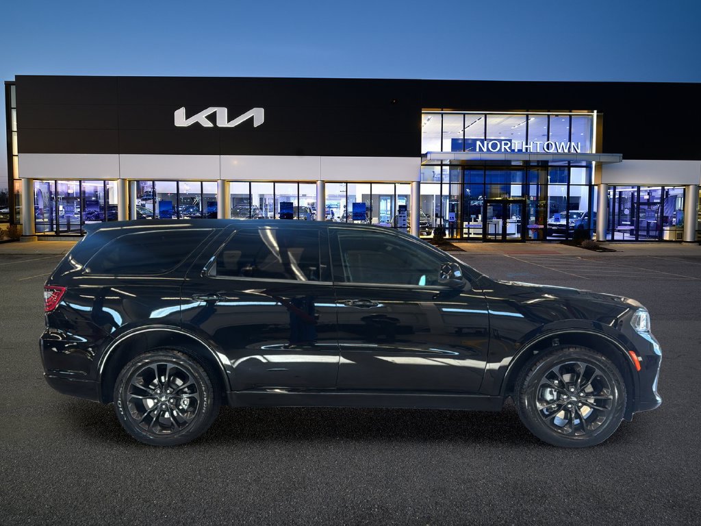 Used 2022 Dodge Durango SXT w/ Blacktop Package AWD/4WD image 7