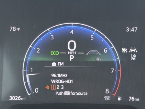 Used 2026 Toyota Corolla SE FWD image 12