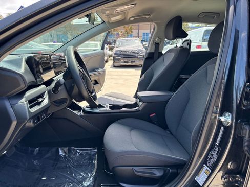 Used 2025 Kia K4 FWD image 29