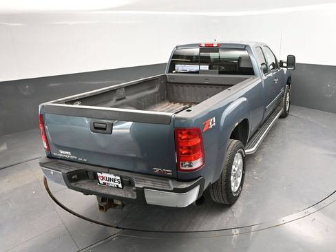 Used 2011 GMC Sierra 2500 SLE w/ Convenience Package AWD/4WD image 31