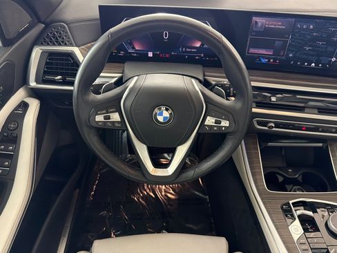 Used 2024 BMW X5 sDrive40i w/ Premium Package RWD image 31