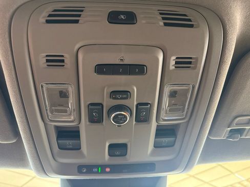 Used 2022 Cadillac Escalade Sport Platinum AWD/4WD image 26