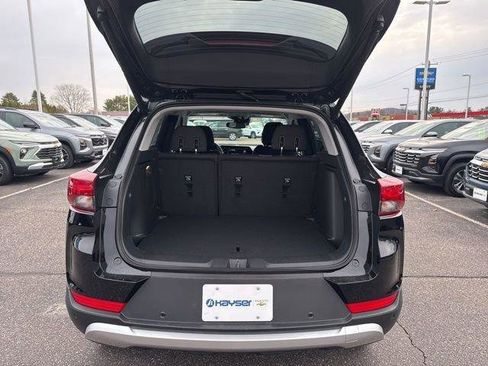 New 2026 Chevrolet TrailBlazer LT w/ Convenience Package AWD/4WD image 10
