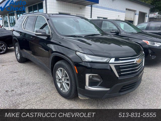 Used 2023 Chevrolet Traverse LT FWD image 2