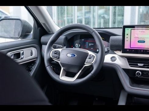 New 2026 Ford Explorer Active AWD/4WD image 25