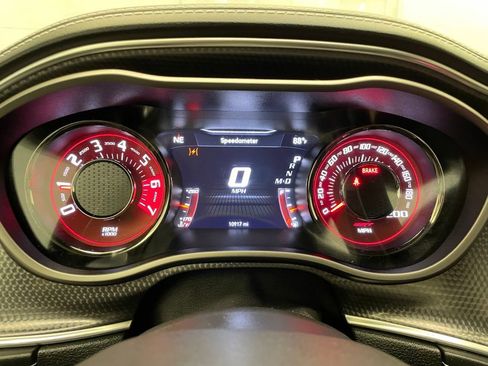 Used 2022 Dodge Challenger SRT Hellcat w/ Plus Package RWD image 13