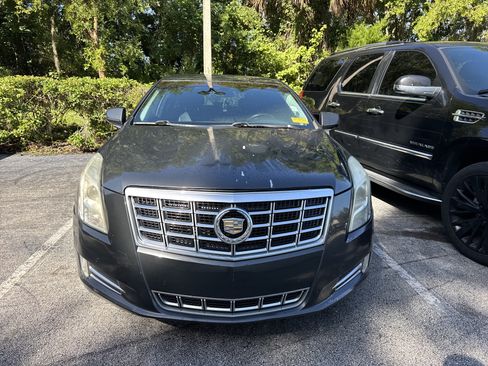 Used 2014 Cadillac XTS Luxury FWD image 4
