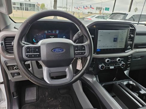Used 2025 Ford F150 XLT w/ Equipment Group 301A Standard image 17