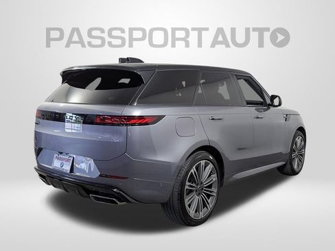 Used 2025 Land Rover Range Rover Sport Dynamic SE AWD/4WD image 7