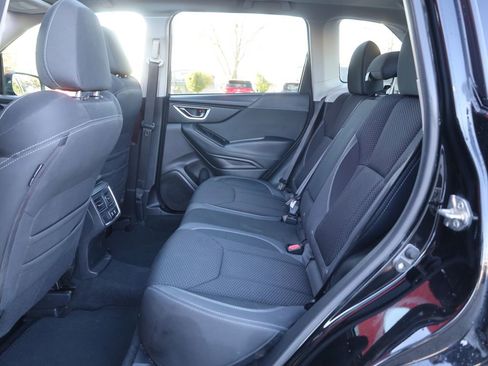 Used 2023 Subaru Forester Premium image 23