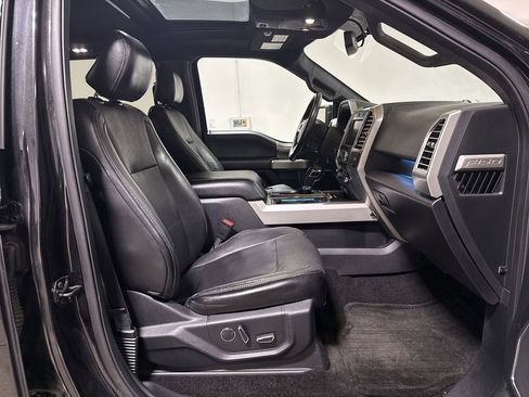 Used 2015 Ford F150 Lariat image 23