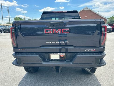 New 2026 GMC Sierra 2500 AT4 w/ AT4 Premium Plus Package AWD/4WD image 7
