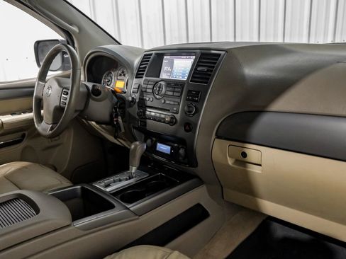 Used 2012 Nissan Armada SV image 11