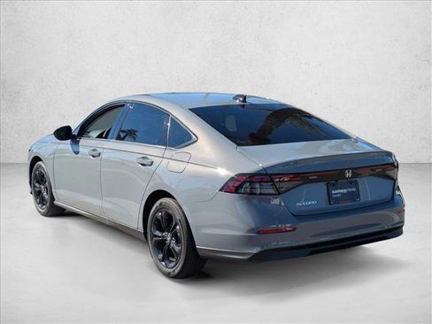 New 2025 Honda Accord SE image 9