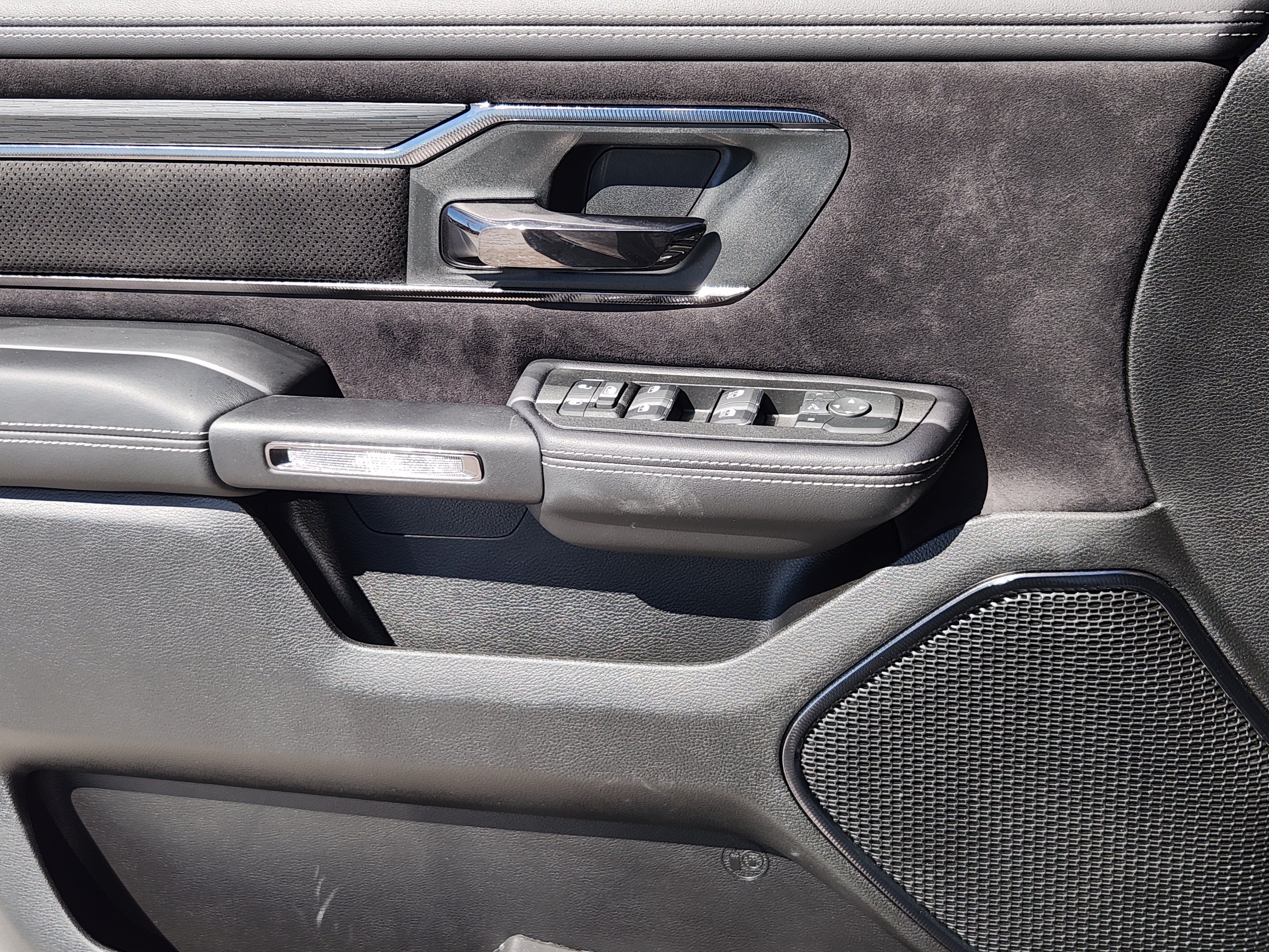 New 2026 RAM 1500 RHO AWD/4WD image 17