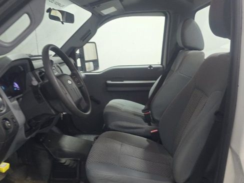 Used 2015 Ford F250 XL w/ Snow Plow Prep Package AWD/4WD image 5