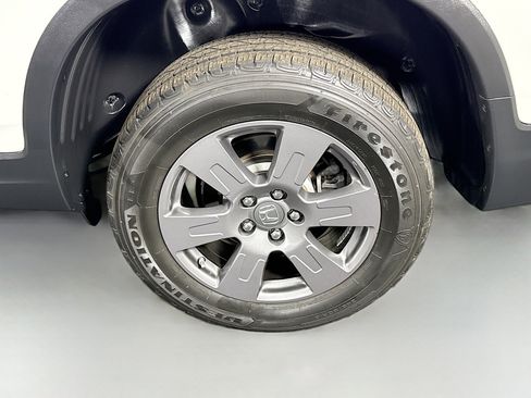 Used 2020 Honda Ridgeline RTL-E image 37