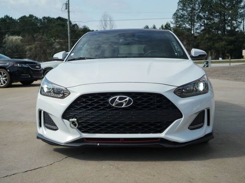 Used 2019 Hyundai Veloster Turbo image 10