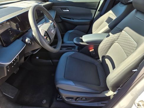 New 2026 Nissan Leaf Platinum+ w/ Cargo Package (Platinum+) image 6