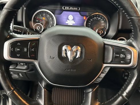 Used 2019 RAM 1500 Big Horn AWD/4WD image 15