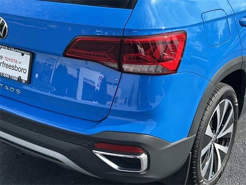 Used 2023 Volkswagen Taos SE image 11