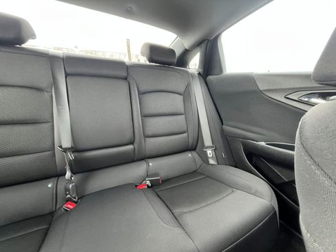 Used 2024 Chevrolet Malibu LT image 38