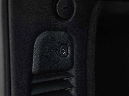 Used 2022 Dodge Durango GT image 31