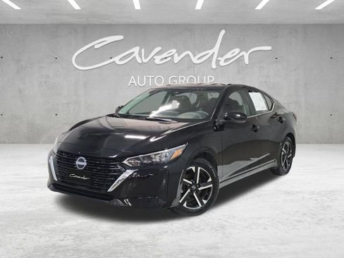 Used 2024 Nissan Sentra SV image 1