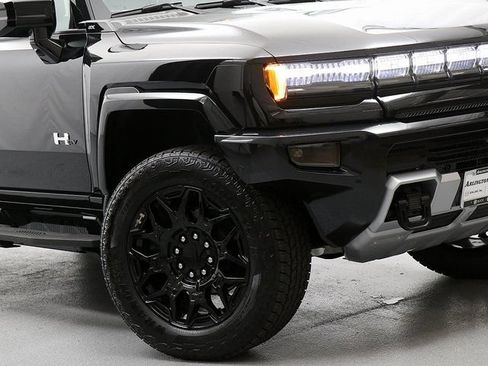 New 2025 GMC Hummer EV 2X AWD/4WD image 3