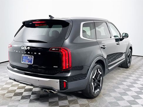 Used 2023 Kia Telluride S w/ S Sunroof Package image 5