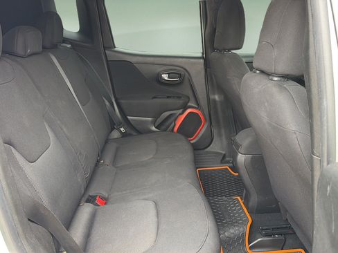Used 2018 Jeep Renegade Sport w/ Power & Air Group AWD/4WD image 17