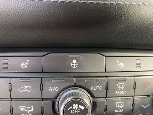 Used 2024 Dodge Durango SXT image 22