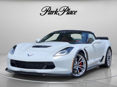 Used 2016 Chevrolet Corvette Z06 w/ 3LZ Preferred Equipment Group RWD image 1