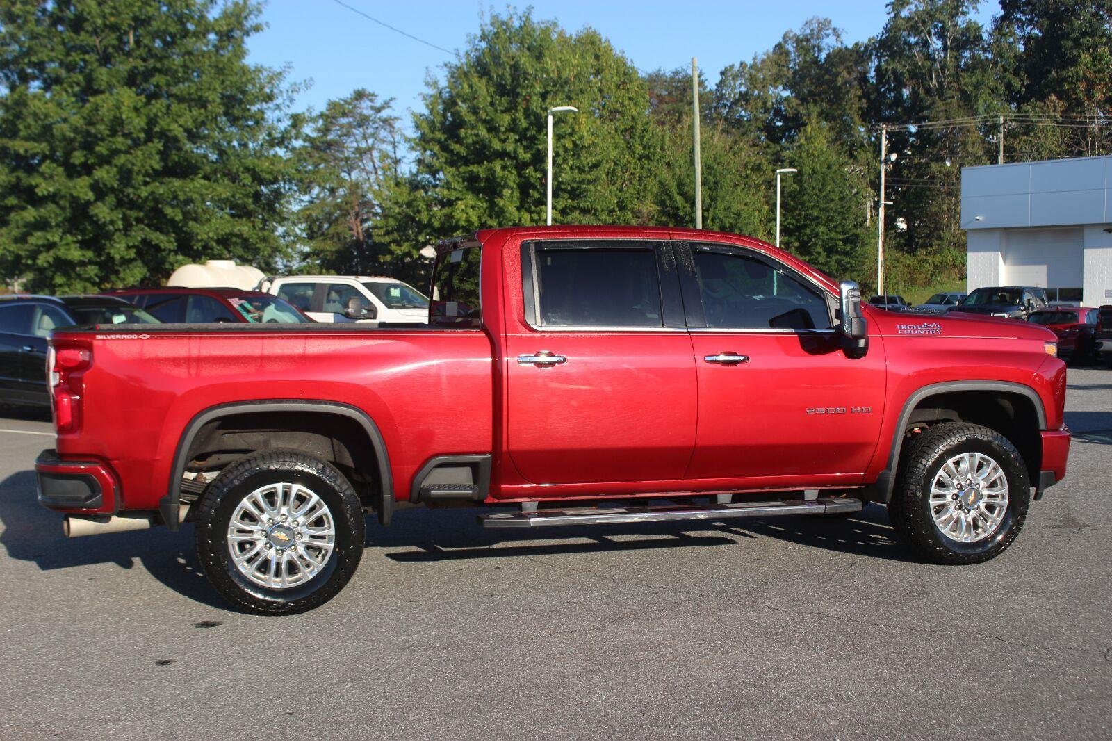 Used 2022 Chevrolet Silverado 2500 High Country w/ Z71 Off-Road Package AWD/4WD image 8