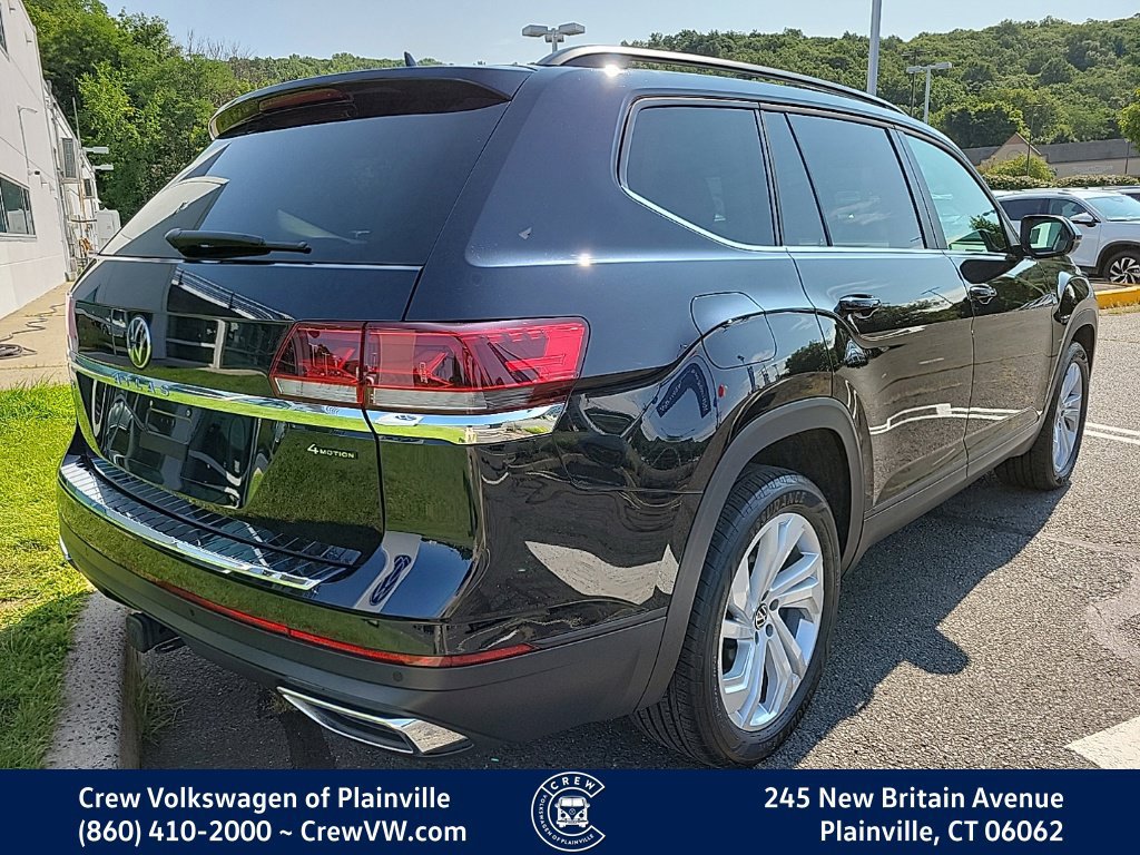 Certified 2023 Volkswagen Atlas SE w/ Panoramic Sunroof Package AWD/4WD image 3