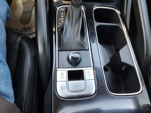 Used 2020 Kia Telluride S FWD image 15