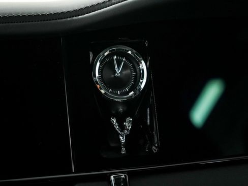 Used 2025 Rolls-Royce Cullinan image 45