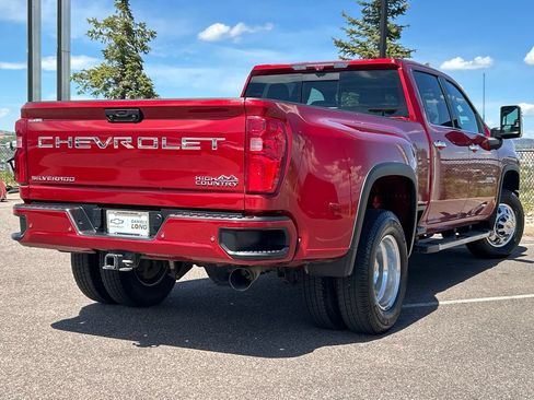 Used 2023 Chevrolet Silverado 3500 High Country w/ LPO, Hitch Package AWD/4WD image 2