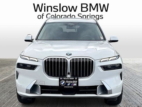 Used 2025 BMW X7 xDrive40i AWD/4WD image 2