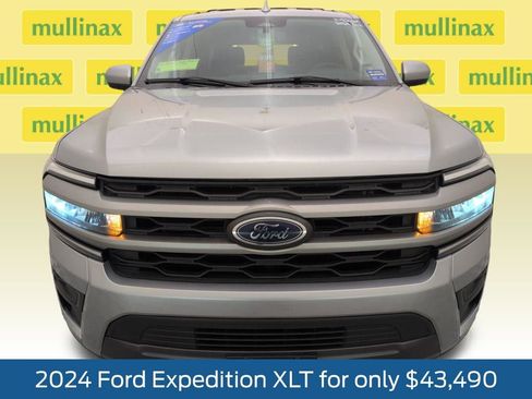 Certified 2024 Ford Expedition XLT AWD/4WD image 13