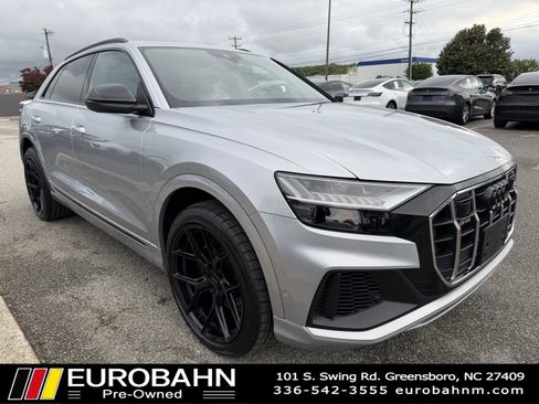 Used 2021 Audi SQ8 Prestige AWD/4WD image 7