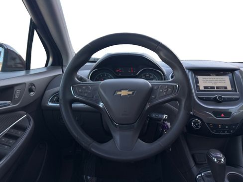 Used 2016 Chevrolet Cruze LT w/ RS Package image 12