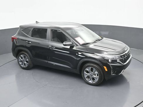 Used 2026 Kia Seltos LX FWD image 53