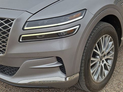 Used 2024 Genesis GV80 2.5T image 10