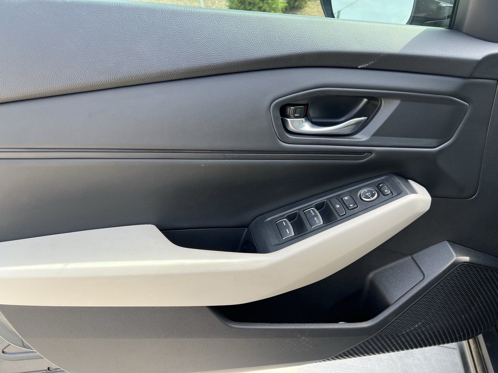 Used 2024 Honda Accord EX image 14