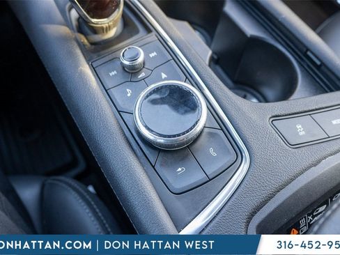 Used 2022 Cadillac XT5 Premium Luxury w/ LPO, Floor Liner Package image 10