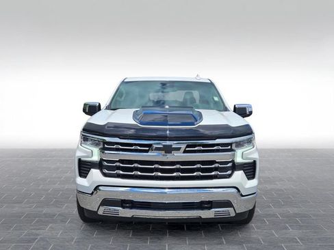 Used 2024 Chevrolet Silverado 1500 LTZ w/ LTZ Premium Package AWD/4WD image 2