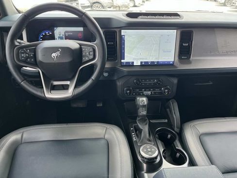 Used 2024 Ford Bronco Outer Banks w/ Sasquatch Package AWD/4WD image 15