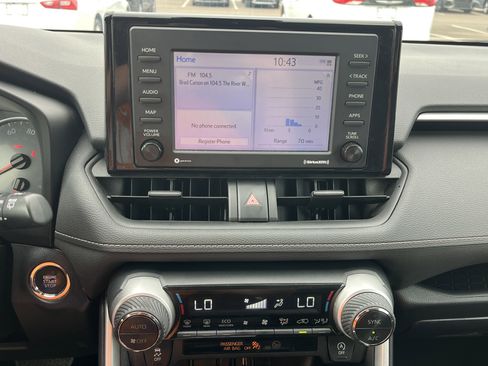 Used 2022 Toyota RAV4 XLE image 14